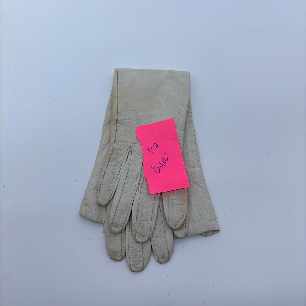 Vintage CHRISTIAN DIOR Long Gloves – Size 6½ – Beige Leather – 13.5” Length - Picture 6 of 6